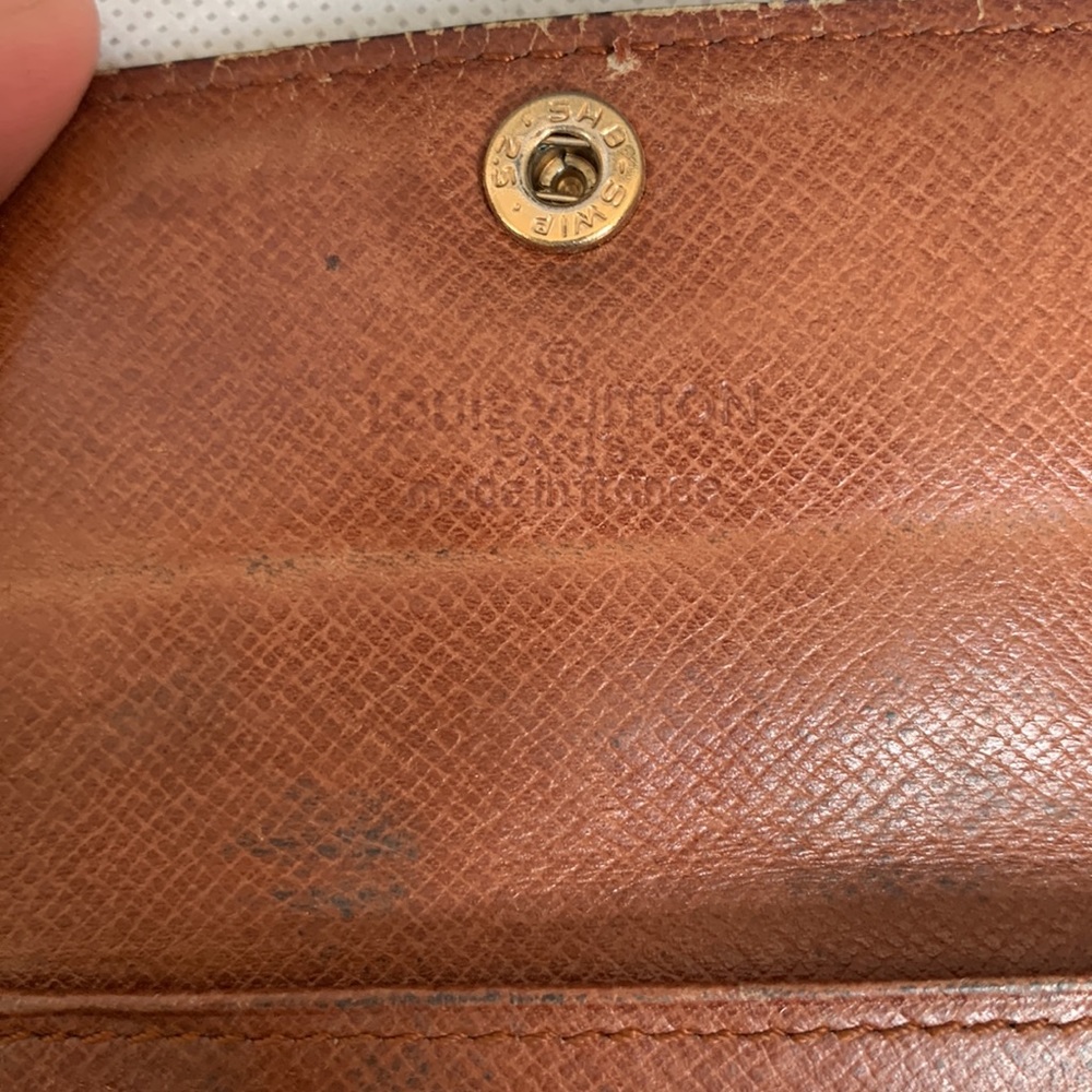 Louis Vuitton Authentic Multicles 6 Key Holder Monogram Flawed Designer Wallet - Picture 3 of 5